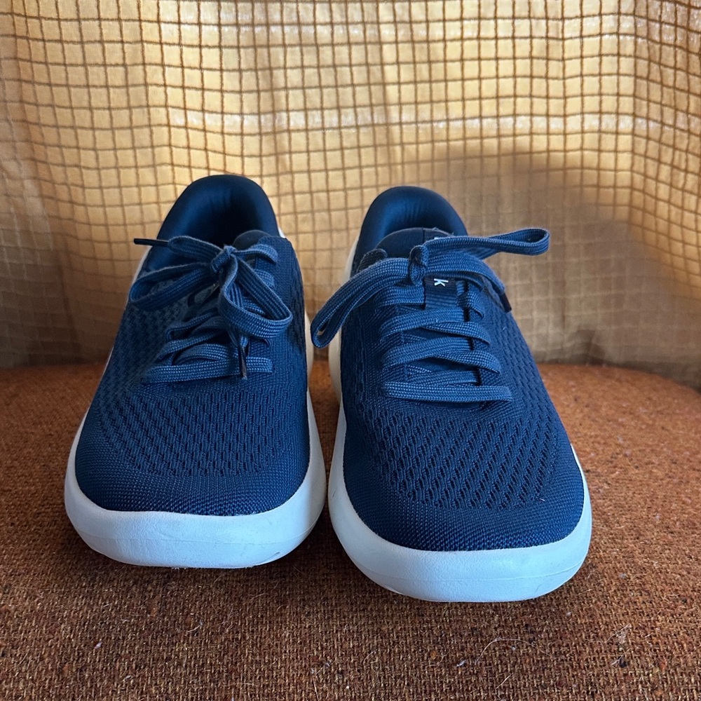 Kizik Slip On Dark Blue Sneakers
